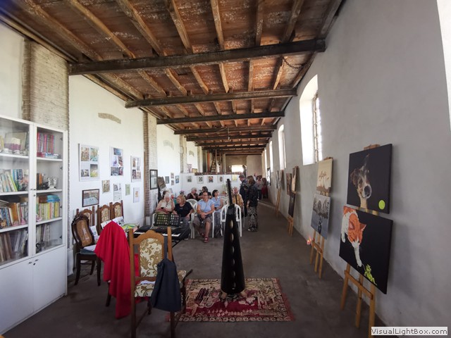 Clicca per vedere le foto della Cascina degli Artisti e del Salone d'Arte degli Artisti